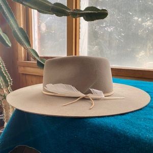 Lovely Bird Montana Hat in Fog - Medium
